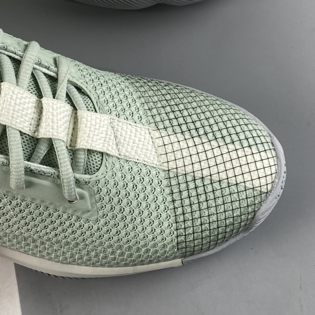 P280 NIKE LeBron Ambassador XIII ”Empire Jade” 詹姆斯使节13玉玺 低帮实战篮球鞋 CQ9329-300