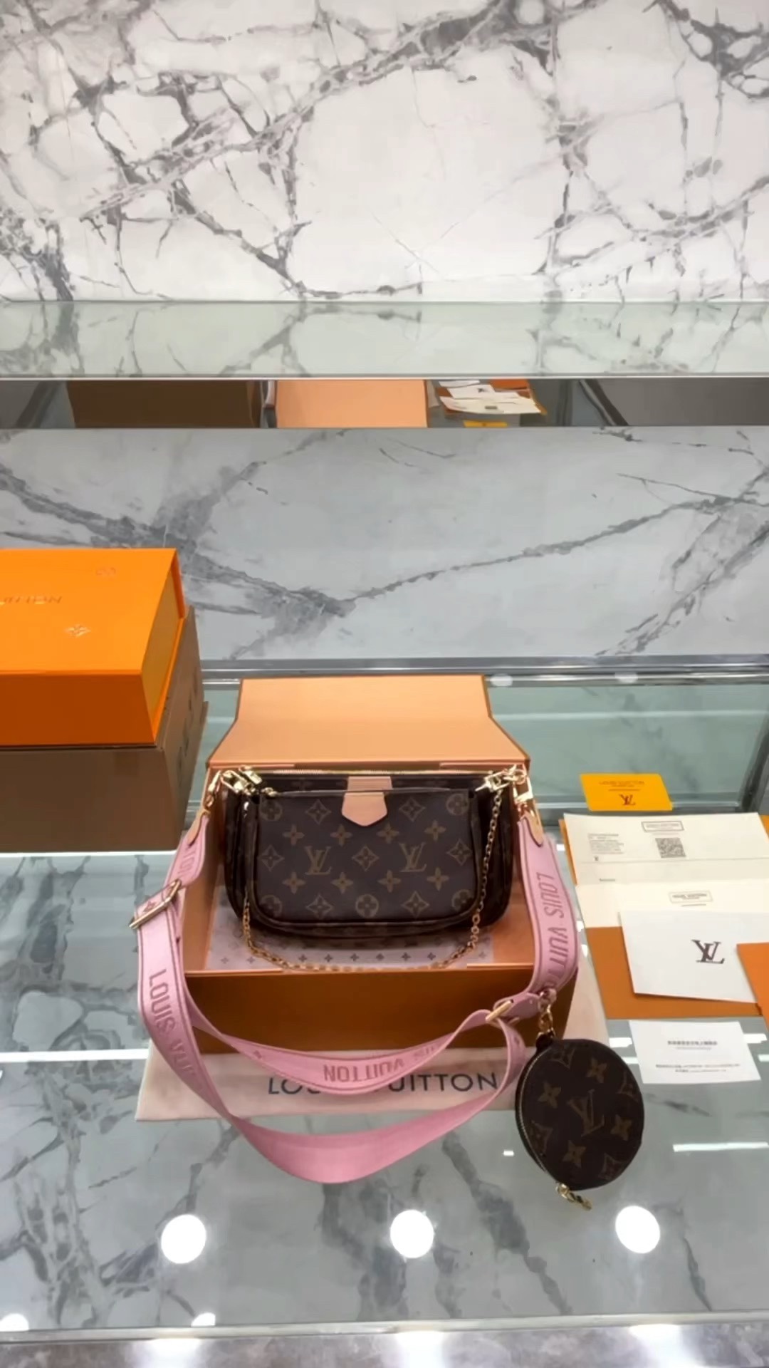 Yupoo Gucci Bags Watches Nike Clothing Jordan Yeezy Balenciaga Shoes
