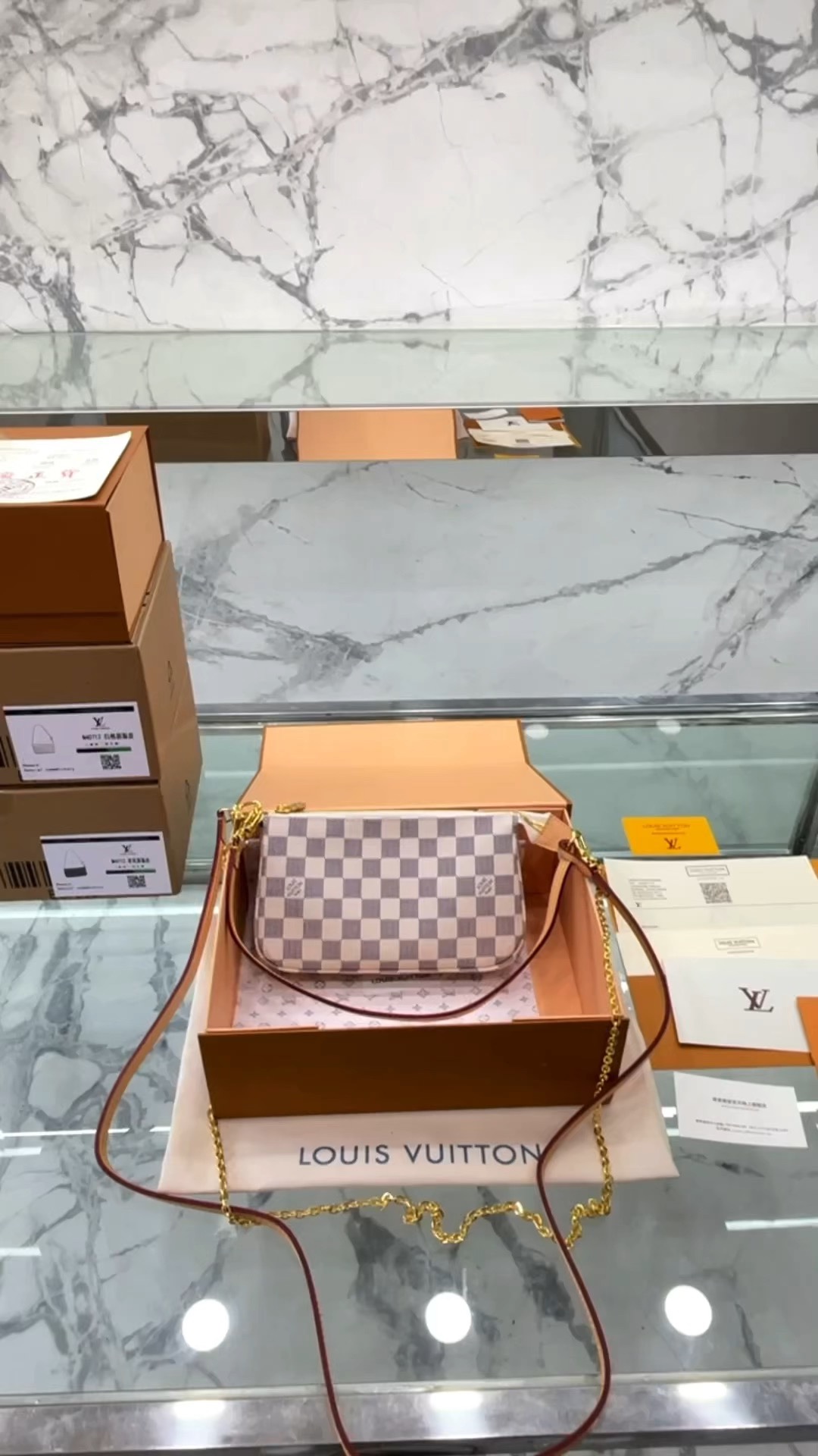 Yupoo Gucci Bags Watches Nike Clothing Jordan Yeezy Balenciaga Shoes
