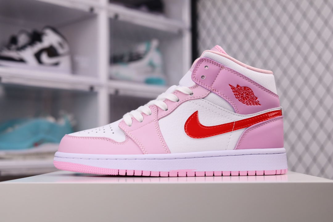 G5 公司级Air Jordan 1 Mid AJ1乔1白粉 优势推广 欢迎新老客户主推 原鞋开发 平台订单专用代工流水线打造 一眼公司货既视感 良心平民定价 每一个配色均采购原鞋确认细节 认准细节实拍 实物到手既分高下