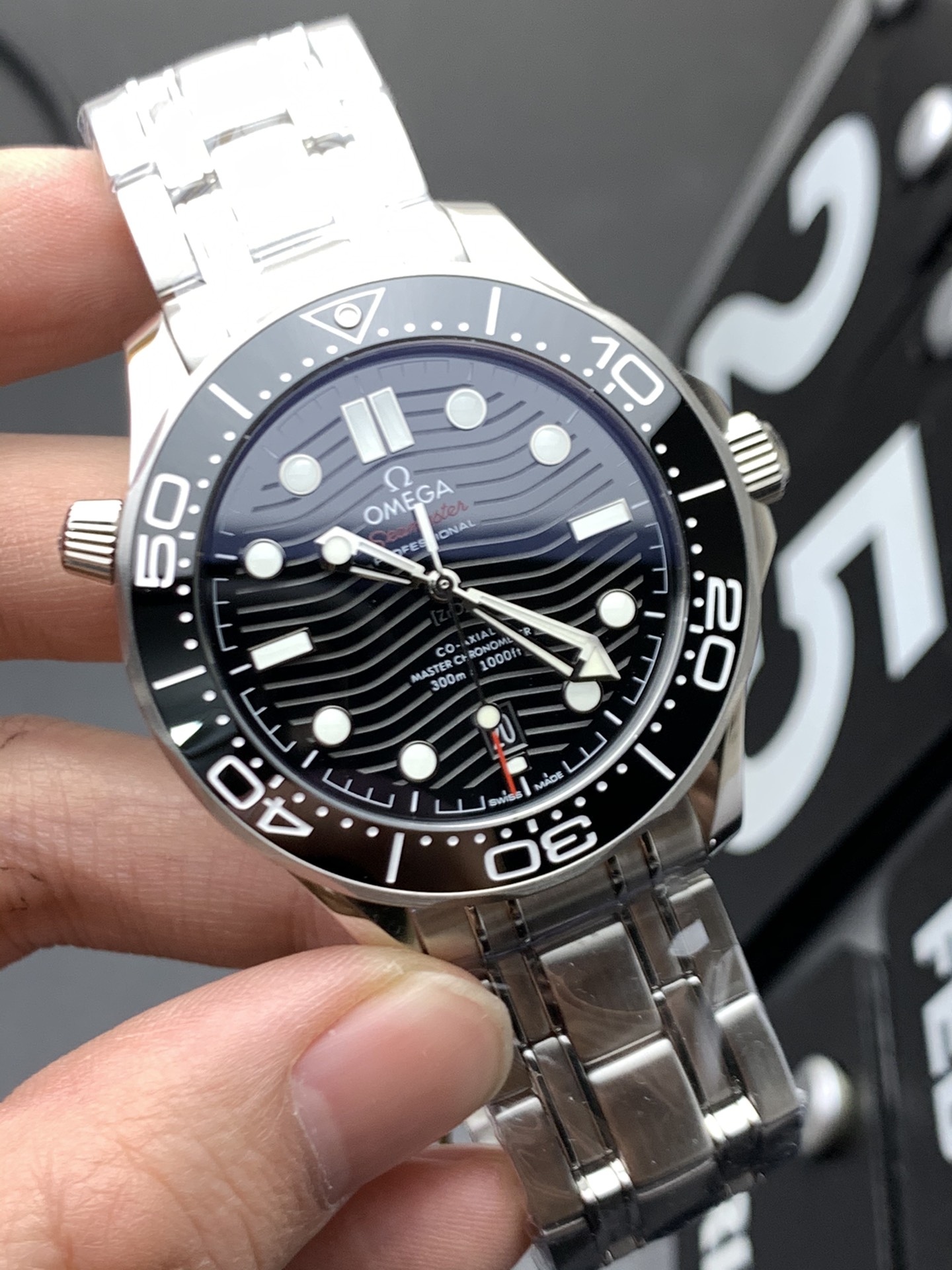 Omega OR 黑海马300