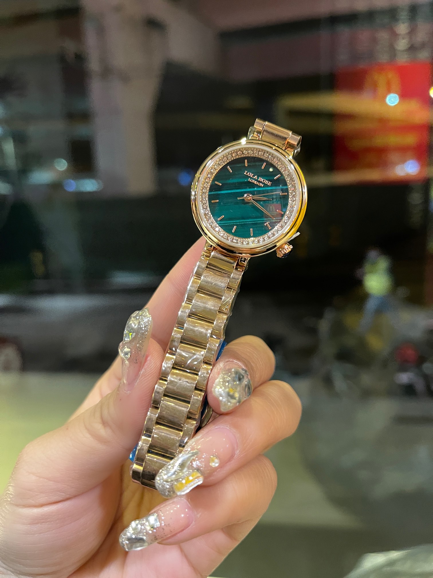 “Lola Rose Fairy Watch: Solid Steel, Butterflies, Double Buttons” - 图片 3