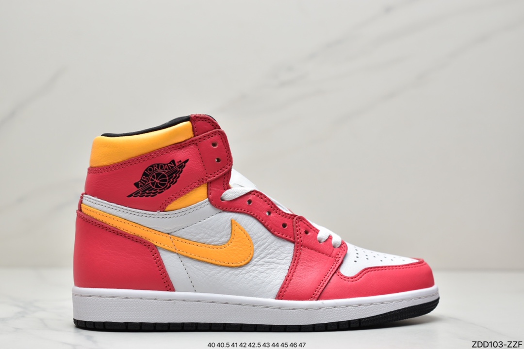 230 公司级乔丹 高帮 AJ1 乔1高帮系列Air Jordan 1 High OG “Black/Metallic Gold”黑金此番 555088-032