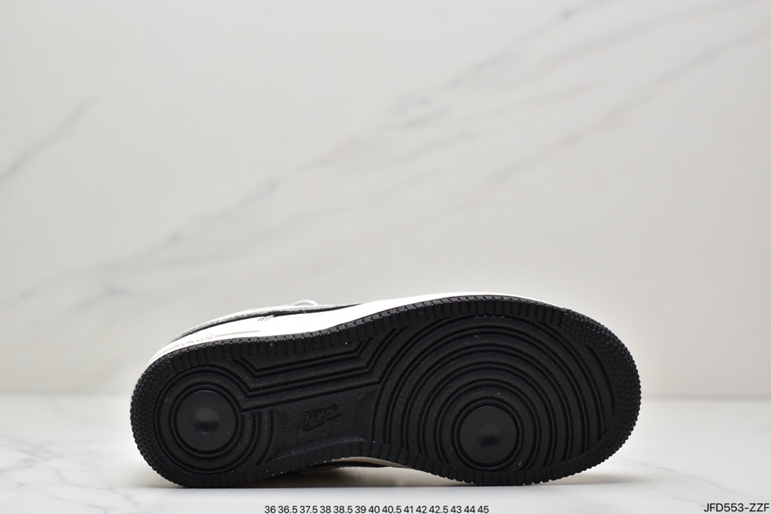 170 Stussy x Nike Air Force 1′07”White/Black Laser空军一号UN1635-702