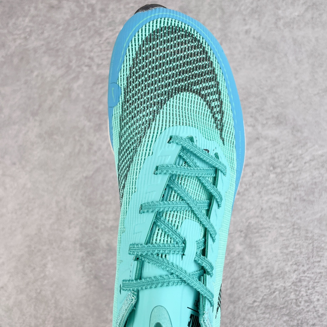 图片[4]-＃纯原福利 NK ZoomX Vaporfly Next% 马拉松一代跑鞋 鞋面使用了全新 Vaporweave 科技 这种类似蝉翼的材质相比 Flyknit 更加轻薄透气 非对称的鞋带系统和泡棉护垫的加入令舒适度更高 鞋头辅以超大的 Swoosh 点缀 再配上流线型外观设计 时尚感十足 尺码：36 36.5 37.5 38 38.5 39 40 40.5 41 42 42.5 43 44 44.5 45-选品中心