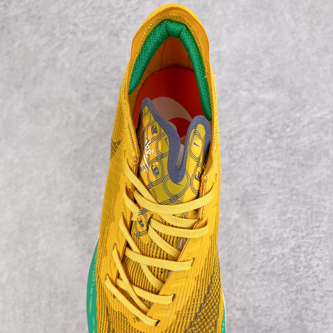 图片[5]-＃纯原福利 NK ZoomX Vaporfly Next% 马拉松一代跑鞋 鞋面使用了全新 Vaporweave 科技 这种类似蝉翼的材质相比 Flyknit 更加轻薄透气 非对称的鞋带系统和泡棉护垫的加入令舒适度更高 鞋头辅以超大的 Swoosh 点缀 再配上流线型外观设计 时尚感十足 尺码：36 36.5 37.5 38 38.5 39 40 40.5 41 42 42.5 43 44 44.5 45-选品中心