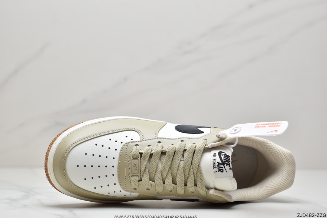 240 公司级Nike Air Force 1 Low 07 纯白青花瓷 dd8959100