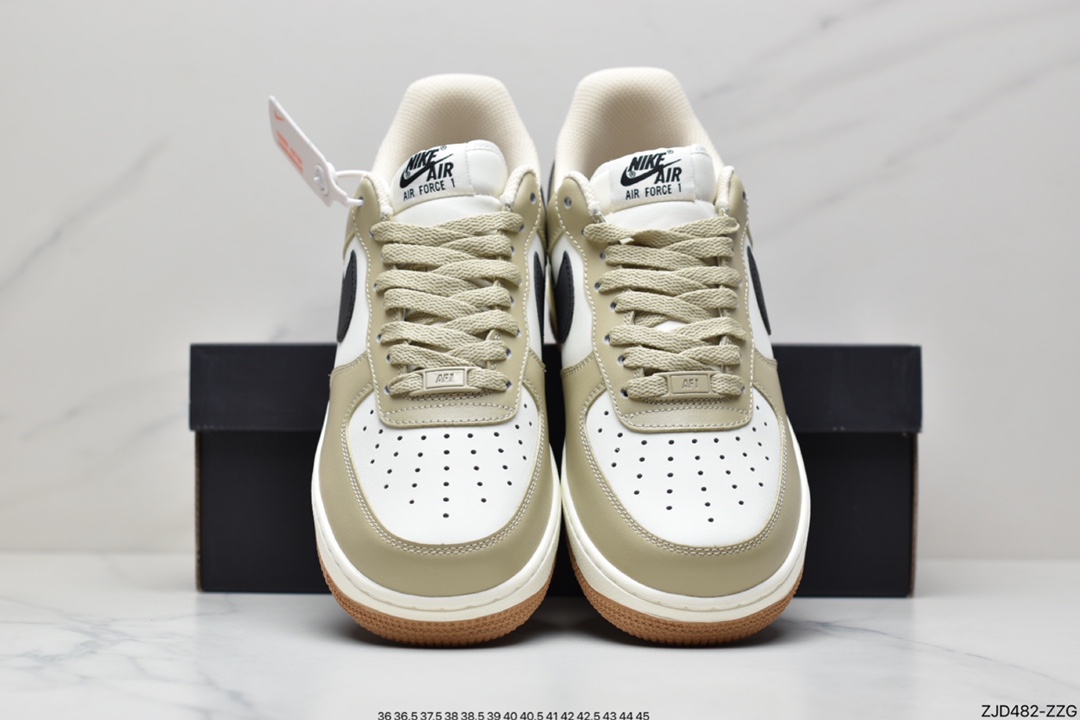 240 公司级Nike Air Force 1 Low 07 纯白青花瓷 dd8959100
