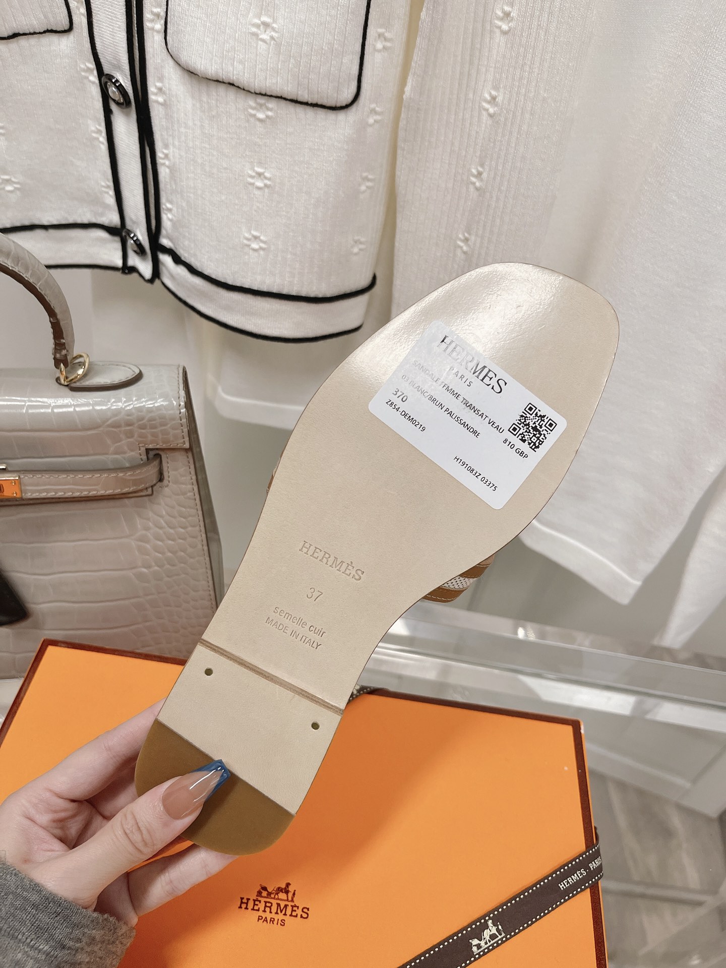 . suela de cuero de gama alta. HERMES2022 última versión mejorada del clásico H zapatillas de viaje 