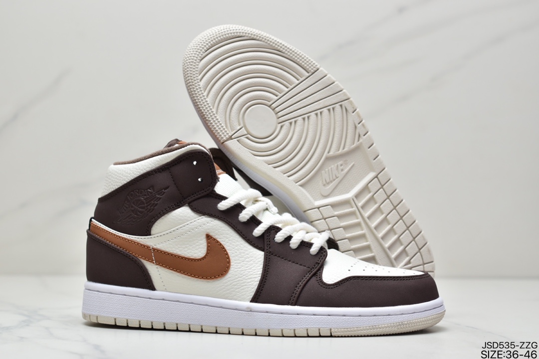 200 公司级这款 Air Jordan 1 Mid 中帮复古篮球鞋米棕色DO6699-20013