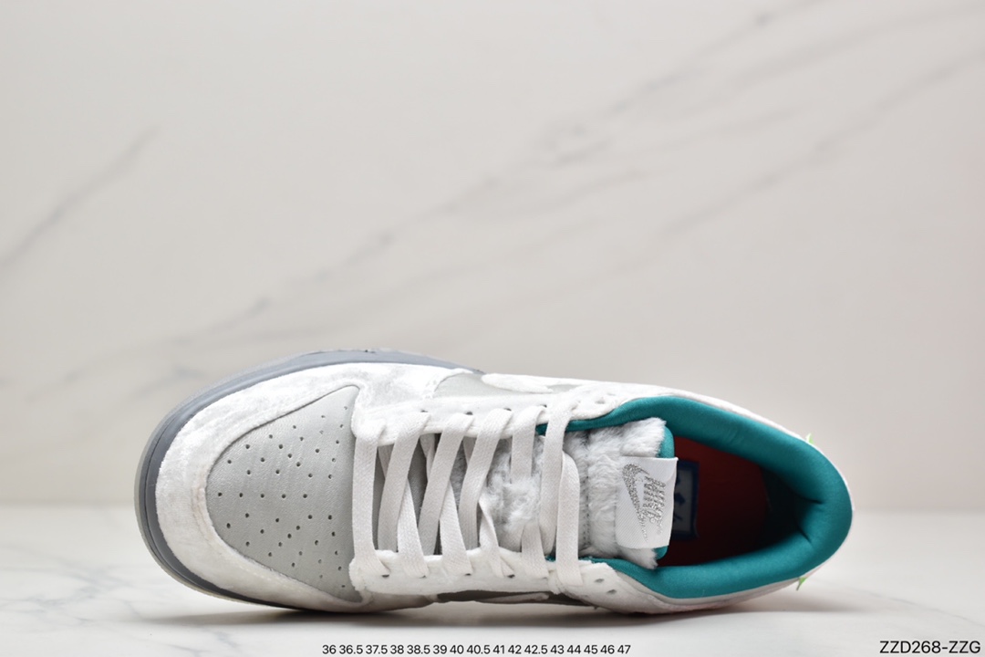 250 Nike SB Dunk Low”Ice”扣篮系列低帮经典百搭休闲运动板鞋“丝绒冬季仙境” DO2326-001