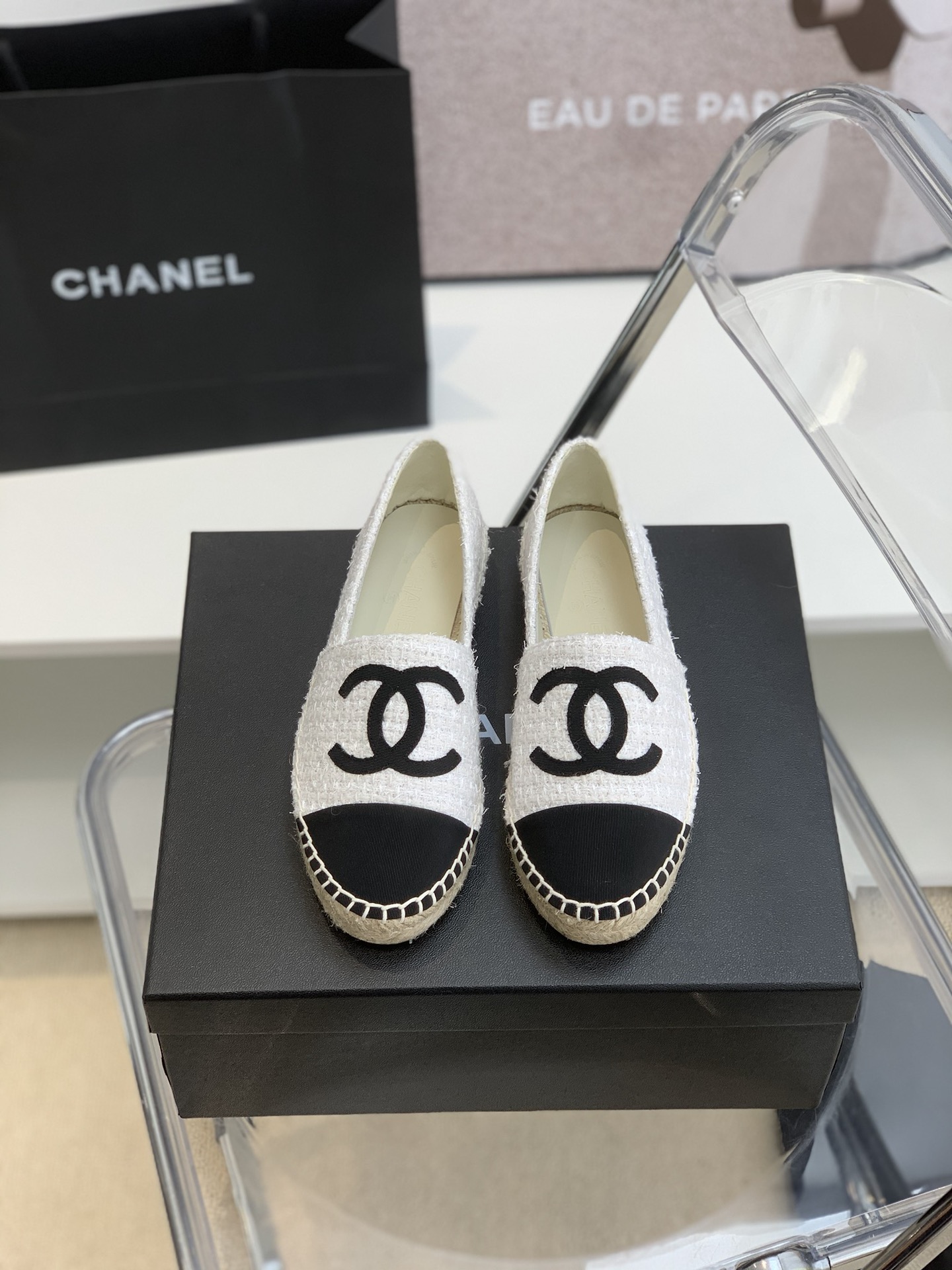 Sellers Online
 Chanel Shoes Espadrilles