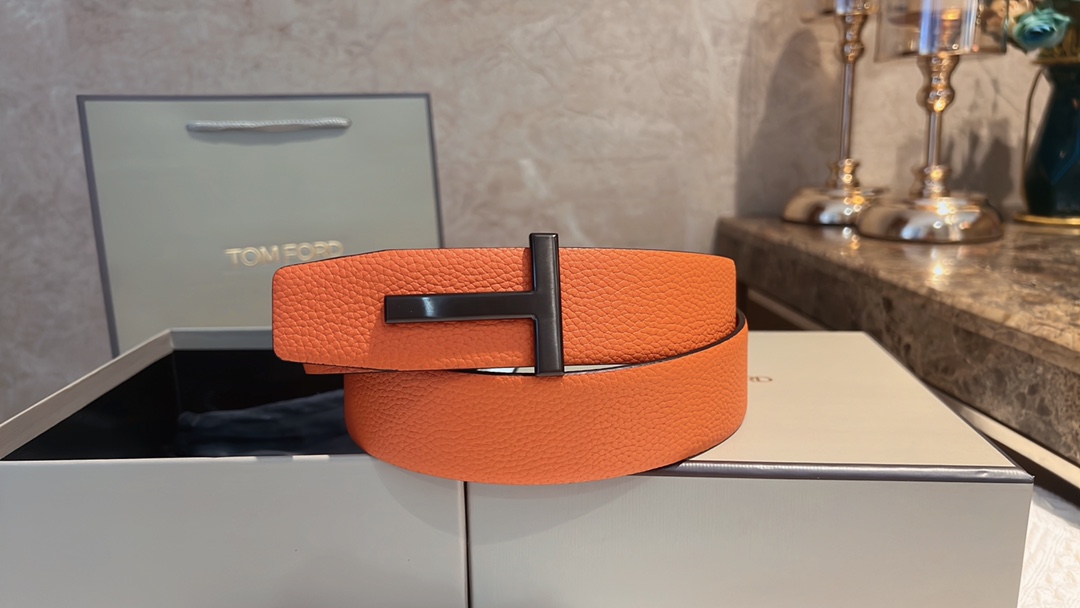 Mr. Tomford’s Unique T-Banded Class with Double Belts and Self-Expression (20 words) - 图片 6