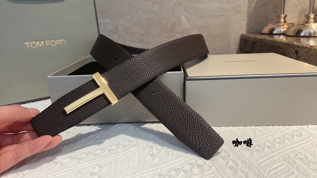 Mr. Tomford’s Unique T-Banded Class: Elegant, Expressive, Glamour-Free. - 图片 5
