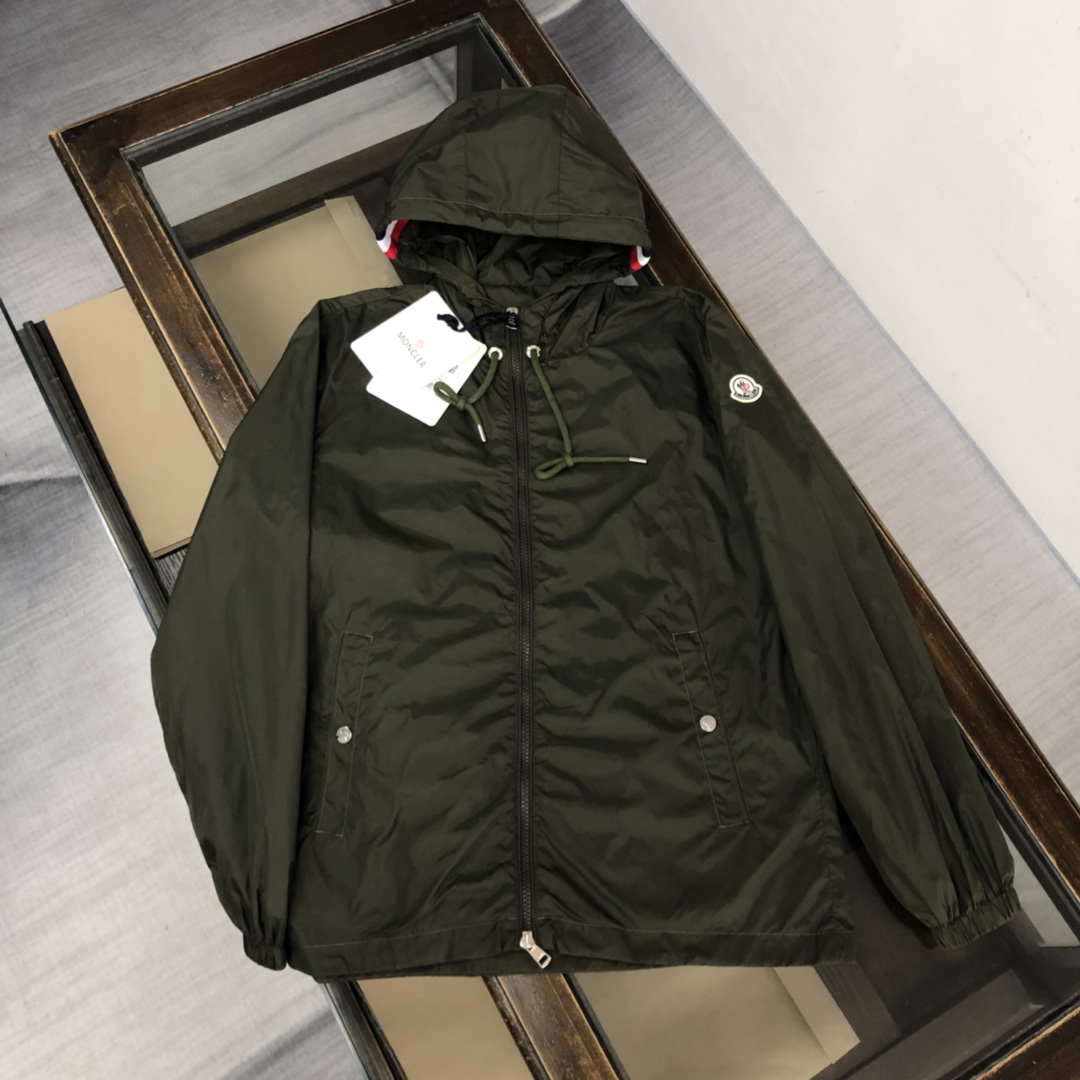 Moncler Nieuw
 Kleding Jas &Jassen Windjack Zwart Blauw Groen Grijs Wit Fashion