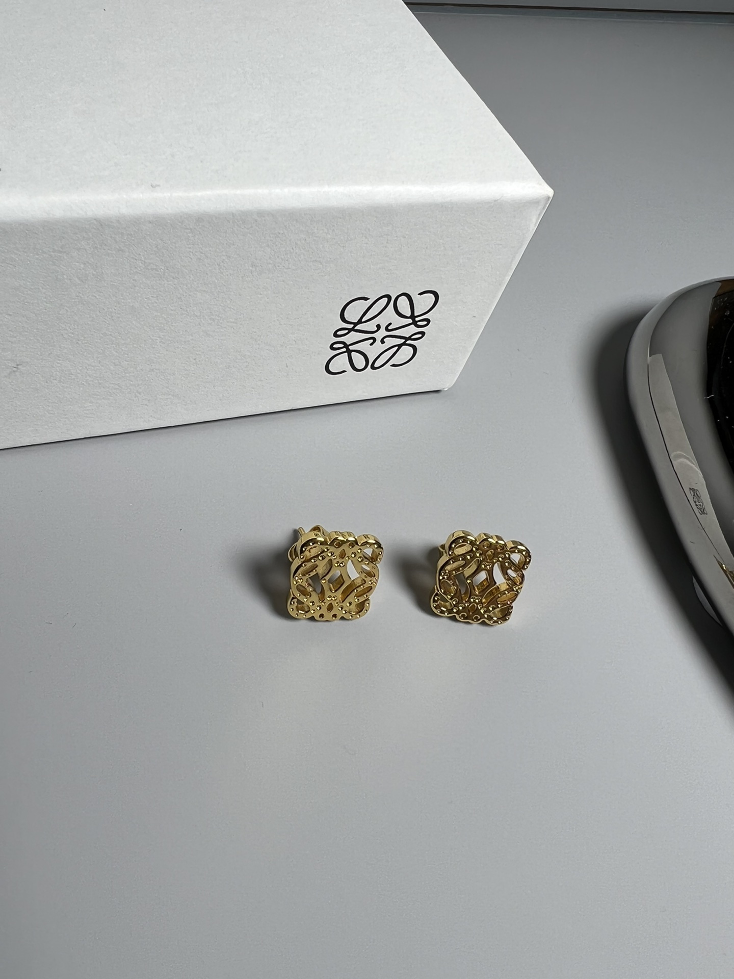 p250. Loewe’s classic design, simple atmosphere, elegance, brass 18k gold - 图片 6