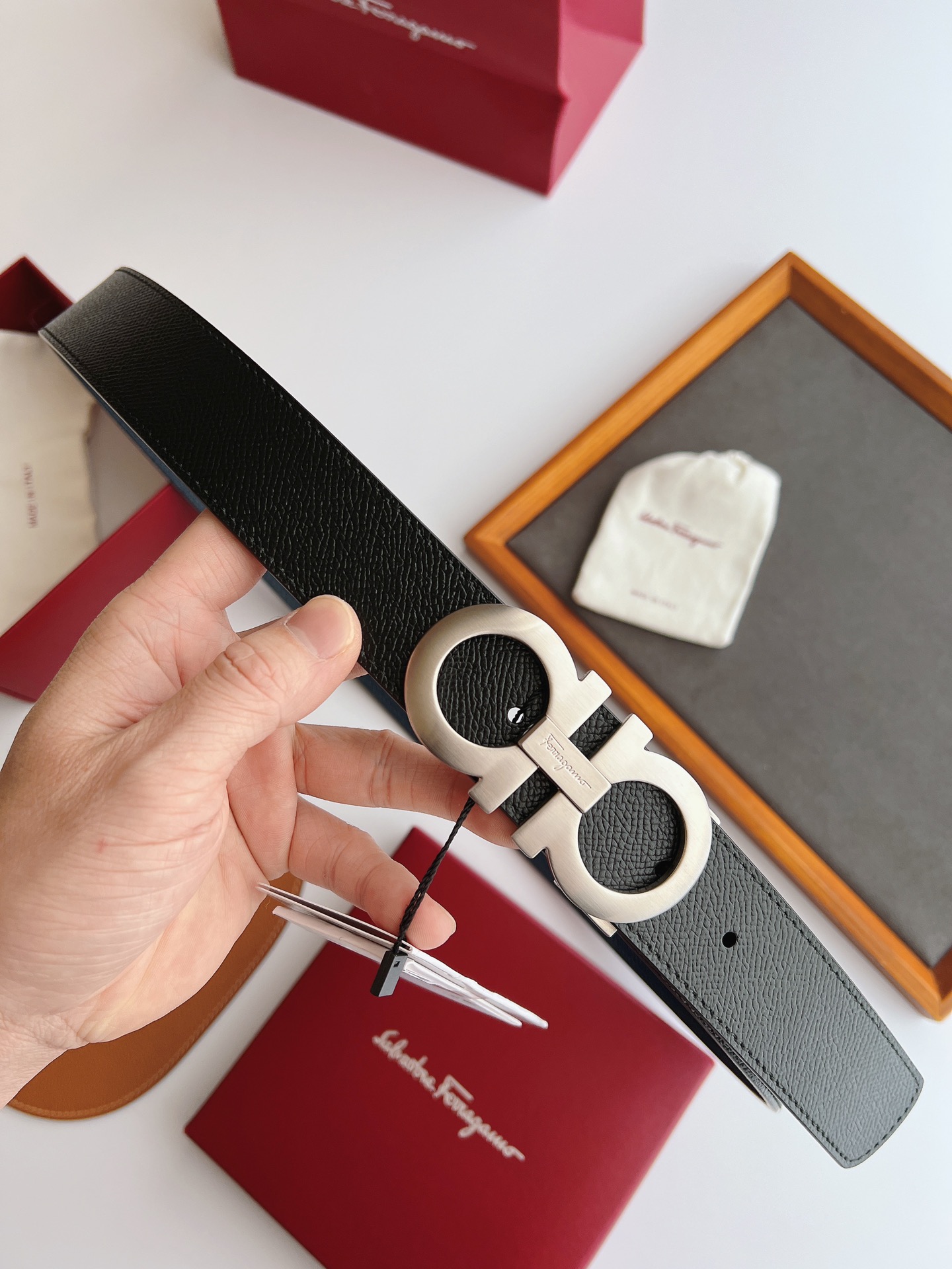 H5  Ferragamo 菲拉格慕 皮带