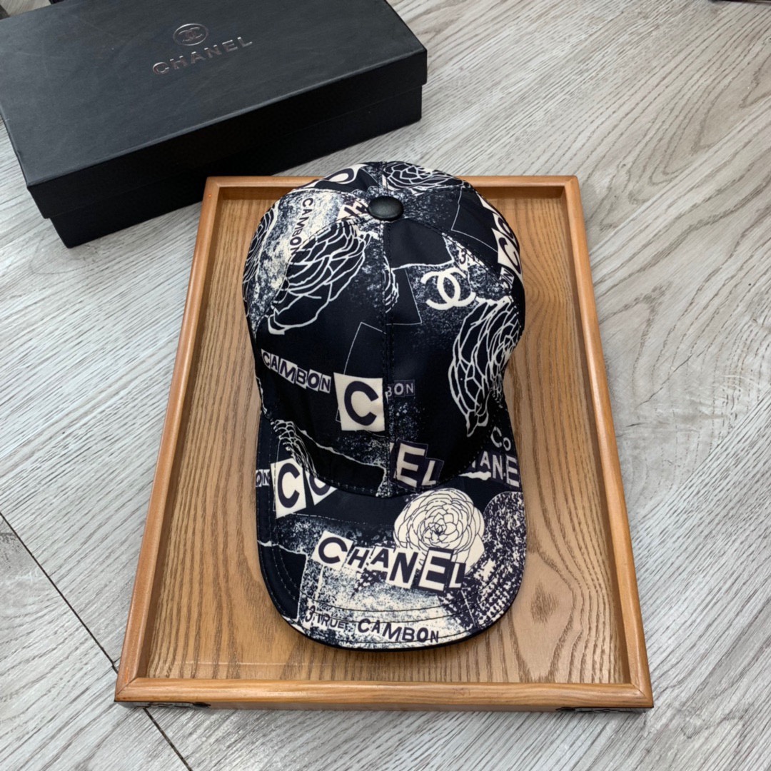 NO:764678,.C home. Single style and single color. [Super A quality] Latest model!  Fashion trend, high-end workmanship!  Every hat is made with care!  Oxford material!  First layer of cowhide!  Comes with box, dust bag, extraordinary quality, details are also very important. Genuine leather cap nails, leather adjustment strap!  Hats, straw hats, bucket hats, baseball caps, hats, chanel, espadrilles, cowhide, hats19860909.C家.单款单色.【超A品质】最新款！时尚潮流,高端做工！每一个帽子都是用心之作！牛津材质！头层牛皮！配盒子、防尘袋、非一般的品质,细节也很重要.真皮帽钉,真皮调节带！帽子草帽渔夫帽棒球帽,帽子,chanel,espadrilles,cowhide,hats,hat