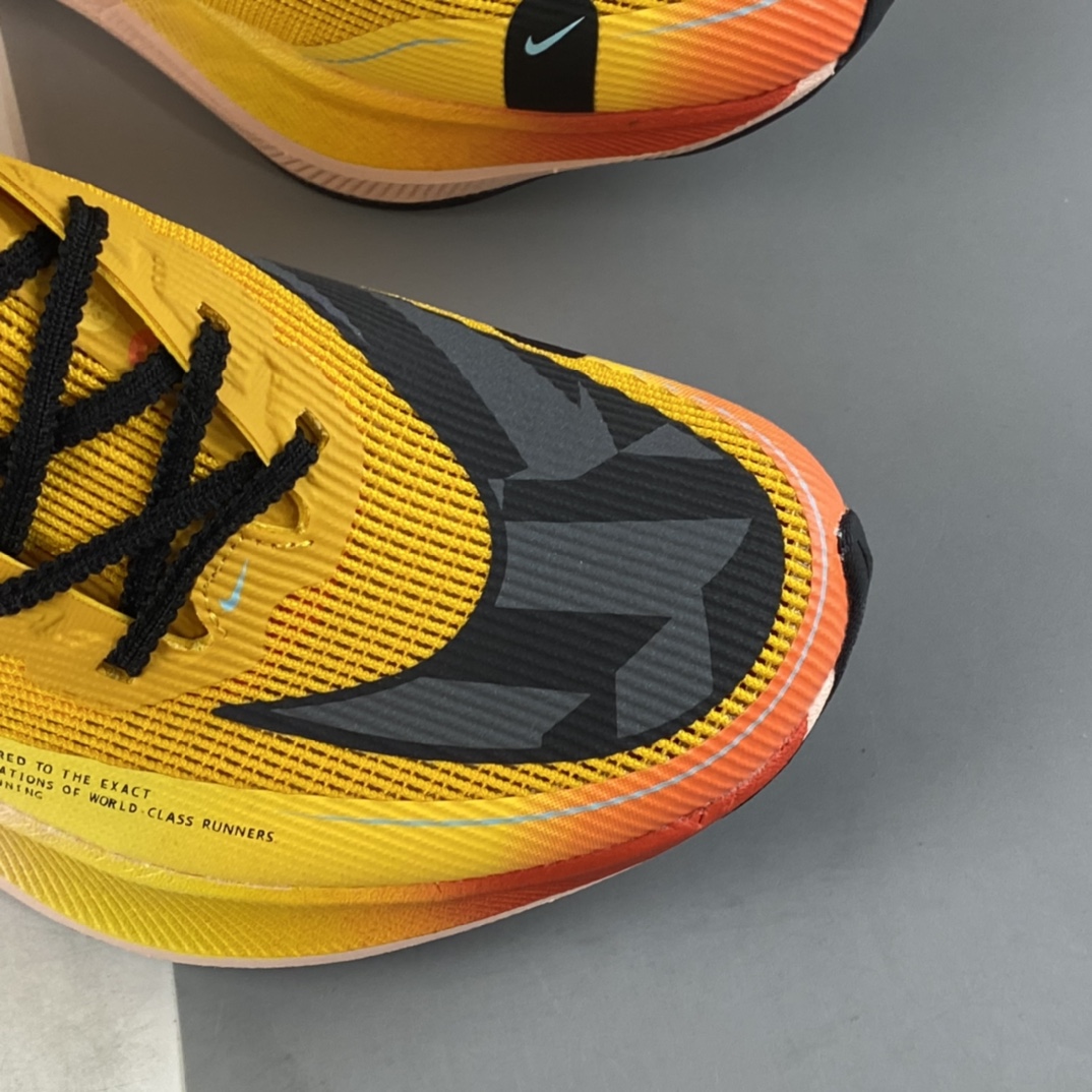 P200 NIKE ZoomX Vaporfly NEXT％ 2 马拉松针织面透气运动跑鞋 DO2408-739