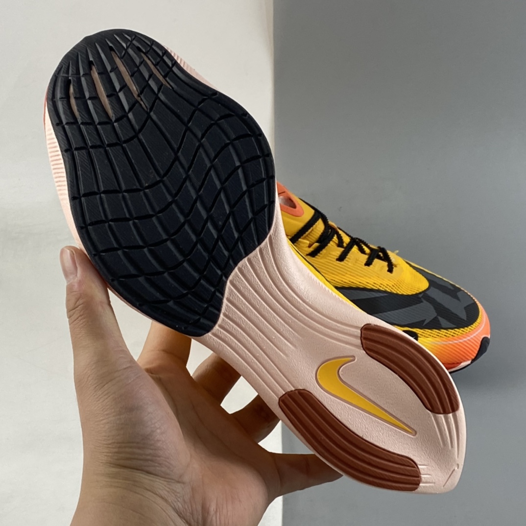 P200 NIKE ZoomX Vaporfly NEXT％ 2 马拉松针织面透气运动跑鞋 DO2408-739