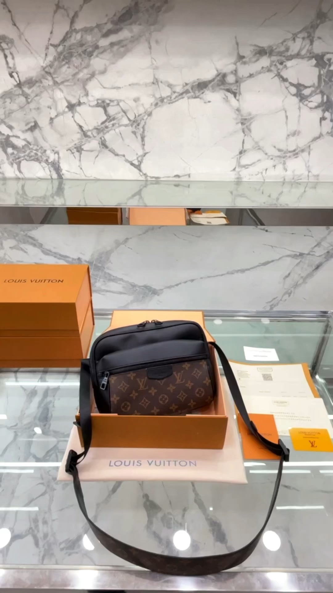 Yupoo Gucci Bags Watches Nike Clothing Jordan Yeezy Balenciaga Shoes
