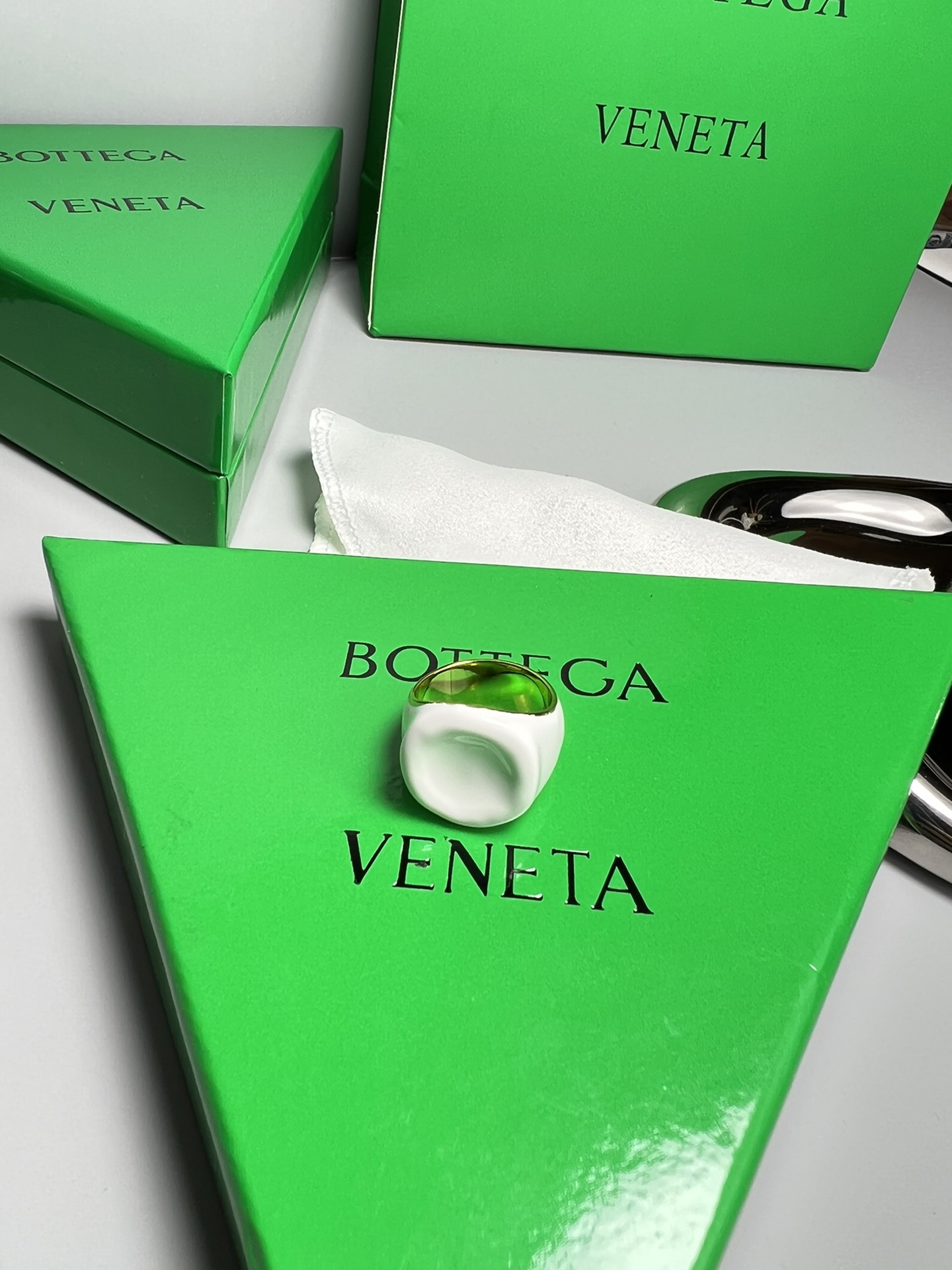 p220. BV hand-made white-coloured 18K silver ring - 图片 5