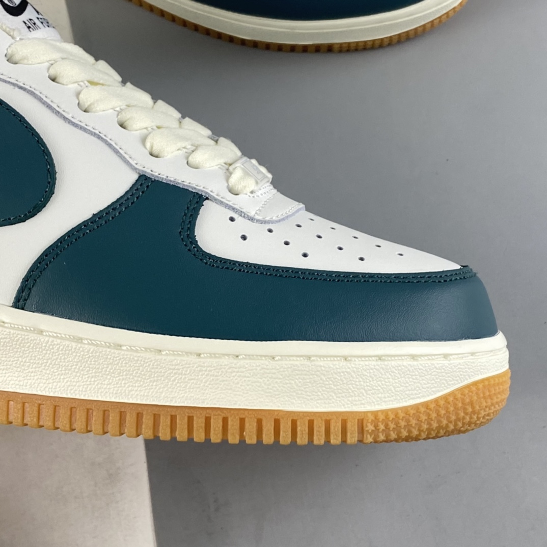 P220 NIKE Air Force 1’07 Low 米白墨绿 空军一号低帮休闲板鞋 AQ2312-306