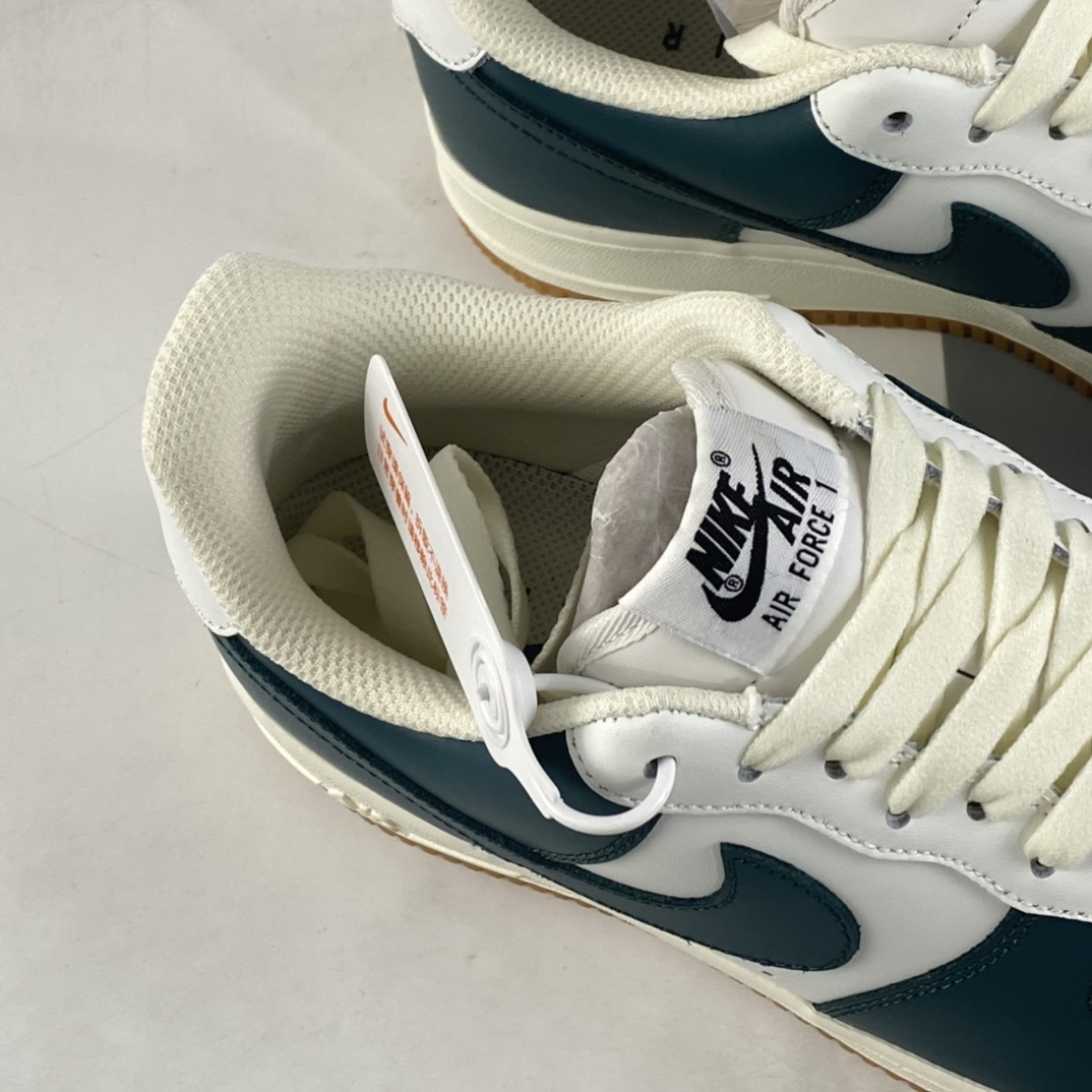 P220 NIKE Air Force 1’07 Low 米白墨绿 空军一号低帮休闲板鞋 AQ2312-306