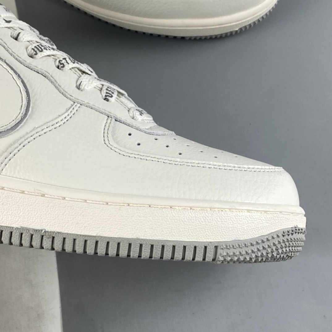 P260 Stussy x NIKE Air Force 1’07 Low 斯图西联名 空军一号米灰反光低帮休闲板鞋 UN1815-802