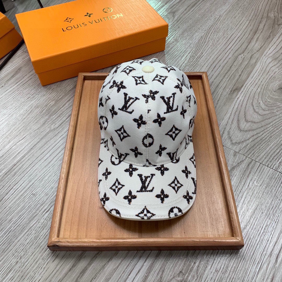 NO:205975,.L Home. Single monochrome [Super A quality] latest model!  Fashion trend, high-end workmanship!  Every hat is made with care!  Oxford material!  First layer of cowhide!  With boxes, dust bags, cards!  Extraordinary quality, details are also very important. Leather cap nails, leather adjustment belt!  Hat fisherman hat baseball hat knit hat, hat, louis vuitton, espadrilles, cowhide, hats19860909.L家.单款单色【超A品质】最新款！时尚潮流,高端做工！每一个帽子都是用心之作！牛津材质！头层牛皮！配盒子、防尘袋、卡片！非一般的品质,细节也很重要.真皮帽钉,真皮调节带！帽子渔夫帽棒球帽针织帽,帽子,louis vuitton,espadrilles,cowhide,hats,hat