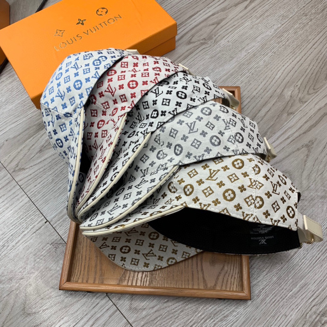 High-End Fashion Hats with Special Details in Oxford Material and Leather Accessories - 图片 9