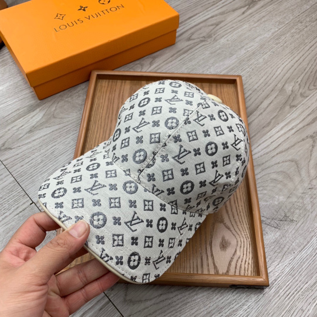 High-End Fashion Hats: Made with Heart, Oxford Material, and Special Details - 图片 6