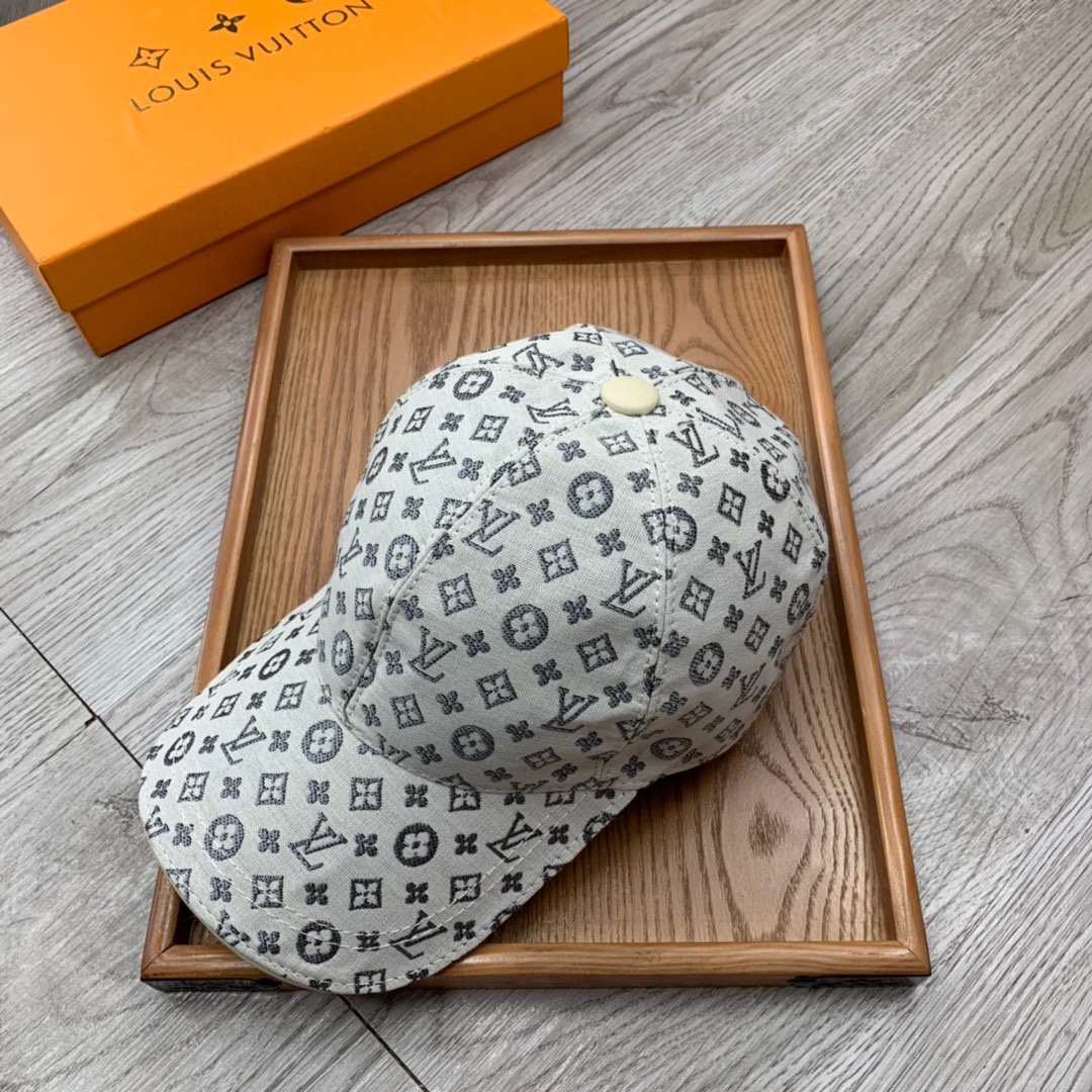 High-End Fashion Hats: Made with Heart, Oxford Material, and Special Details - 图片 2