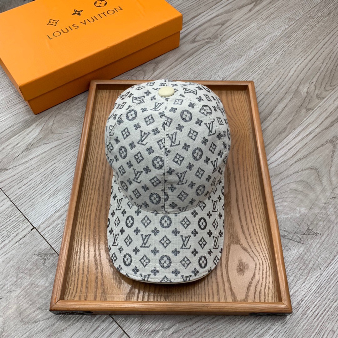High-End Fashion Hats: Made with Heart, Oxford Material, and Special Details - 图片 1