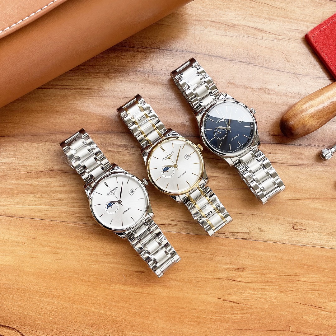 上手效果极佳 销量冠军 简约精致热卖 最新：浪琴 Longines 精品推荐三针新品 类型：精品男士腕表 材质：真牛皮/316精钢表带 机芯：高端全自动机械机芯 镜面：矿物质强化玻璃更高清 品味高雅 浩瀚大气 匠心独运 腕间瑰宝 纯自然光拍摄 零P图 尺寸：直径41mm厚12mm热卖上市欢迎转载