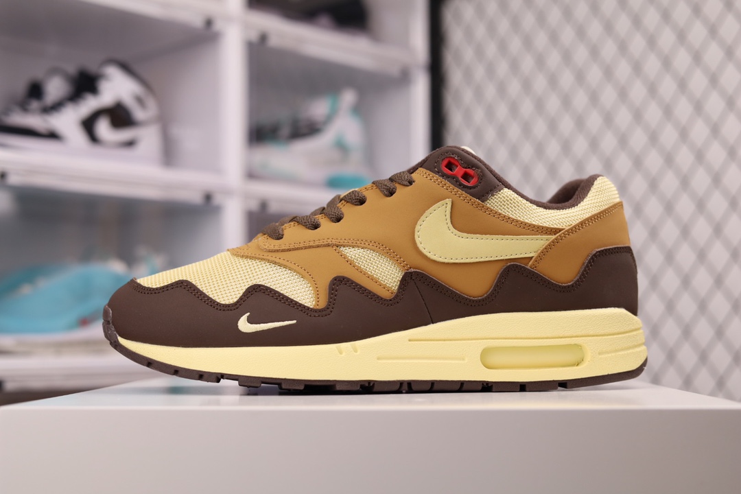 G5 公司级 Patta x Air Max 1“Aqua Noise” 初代复古气垫百搭休闲运动慢跑鞋。 男女同款。Nike携手来自荷兰阿姆斯特丹的街头品牌Patta,共同打造全新特别版Air Max 1经典穿搭素材