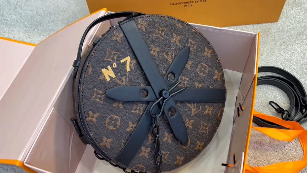 Yupoo Gucci Bags Watches Nike Clothing Jordan Yeezy Balenciaga Shoes
