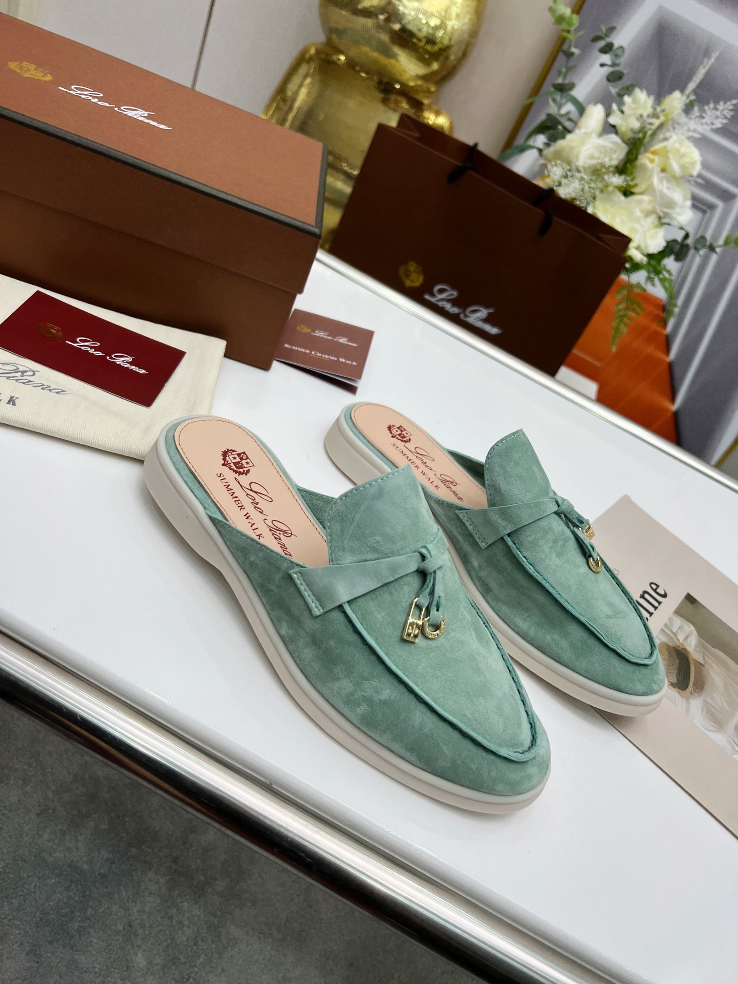 . Loro Piana * nivel superior auténtico comprar réplica original 1:1 fue fundada en solitario el 24 