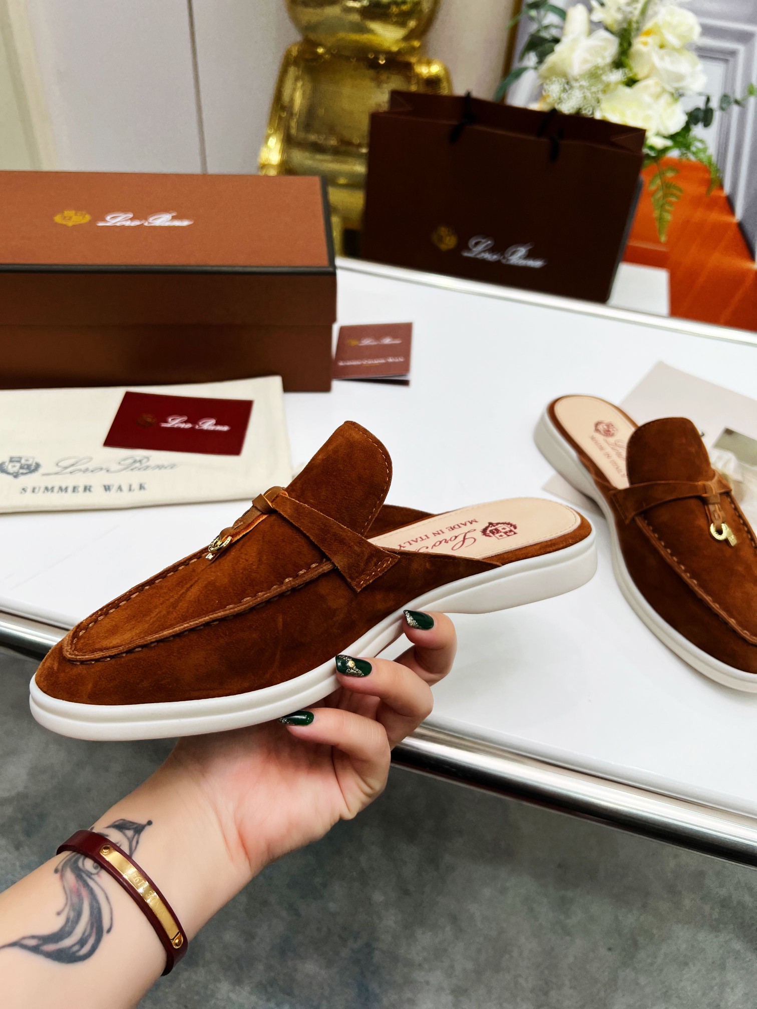 . Loro Piana * nivel superior auténtico comprar réplica original 1:1 fue fundada en solitario el 24 