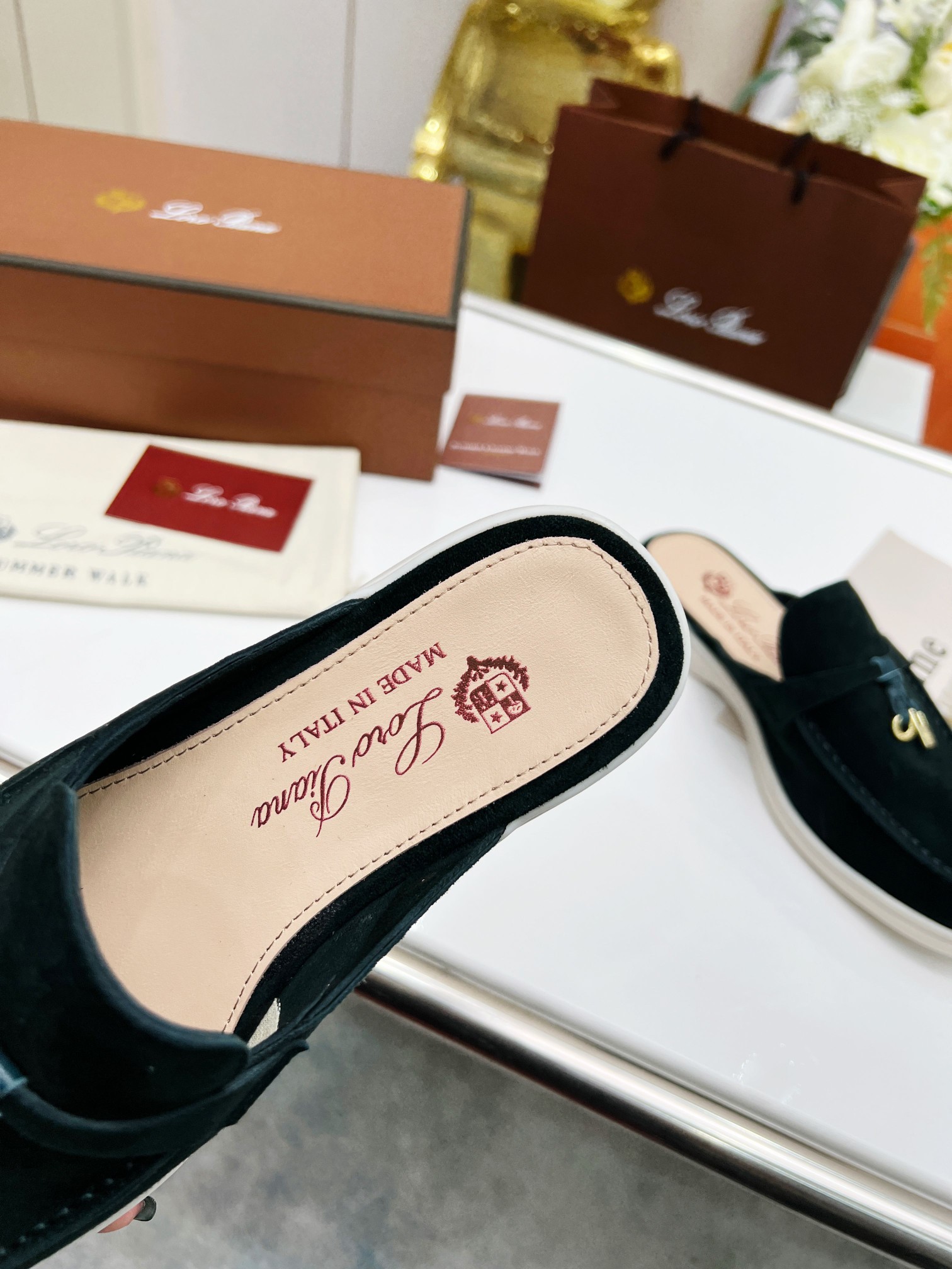 . Loro Piana * nivel superior auténtico comprar réplica original 1:1 fue fundada en solitario el 24 