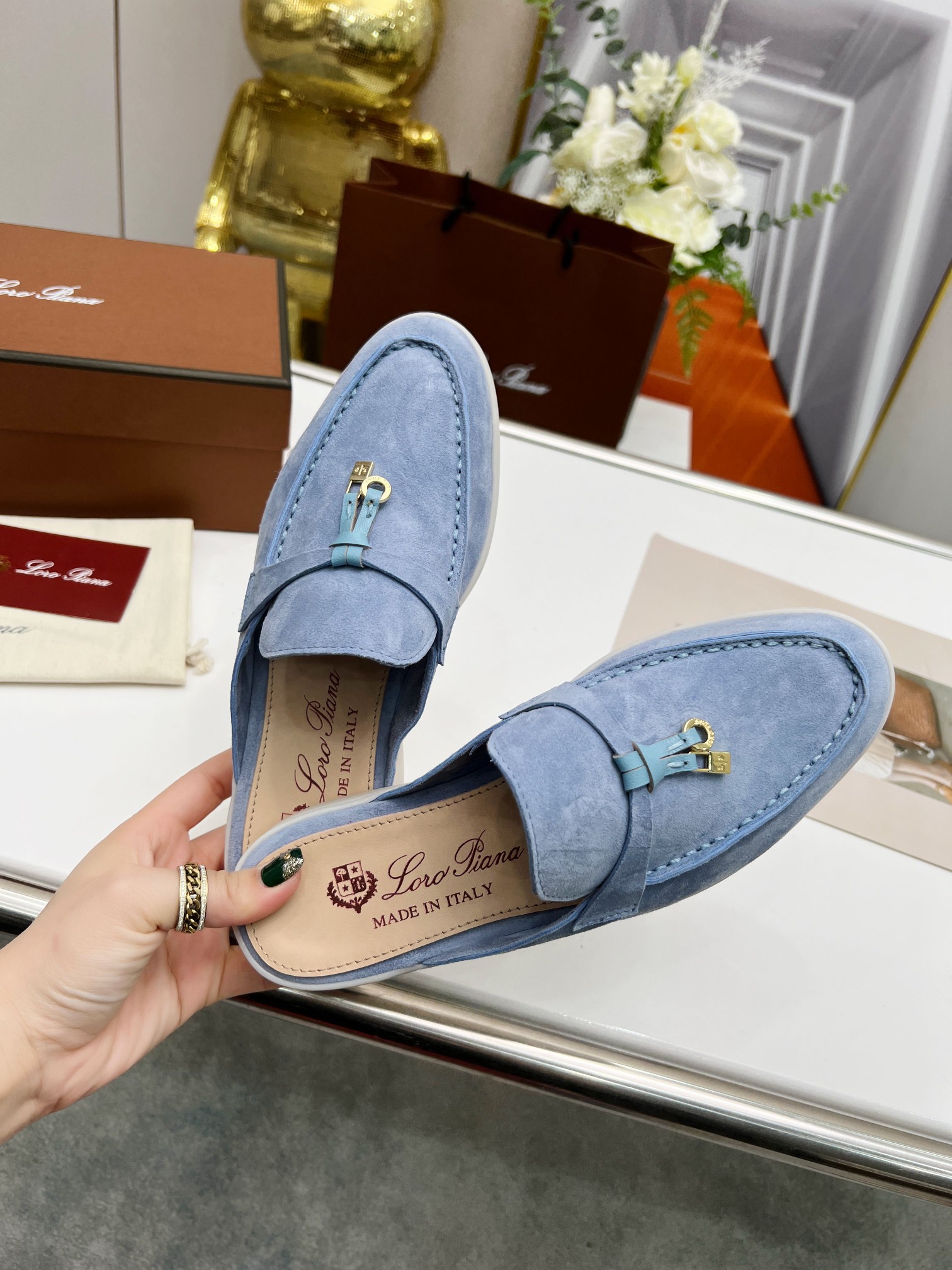 . Loro Piana * nivel superior auténtico comprar réplica original 1:1 fue fundada en solitario el 24 