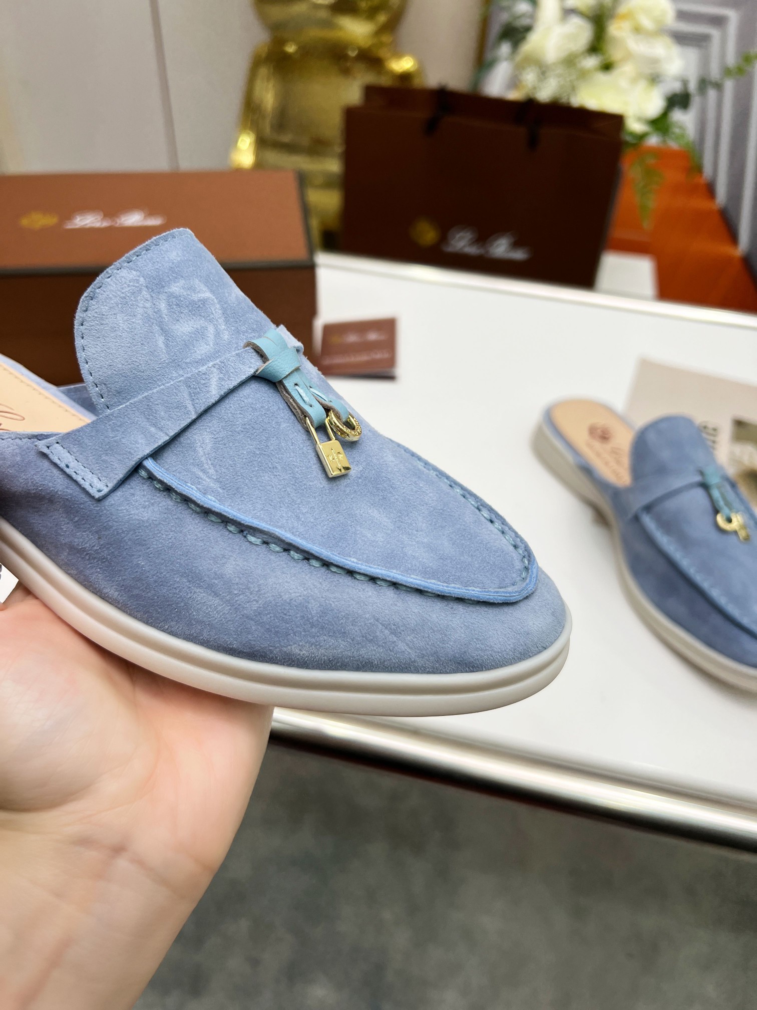 . Loro Piana * nivel superior auténtico comprar réplica original 1:1 fue fundada en solitario el 24 