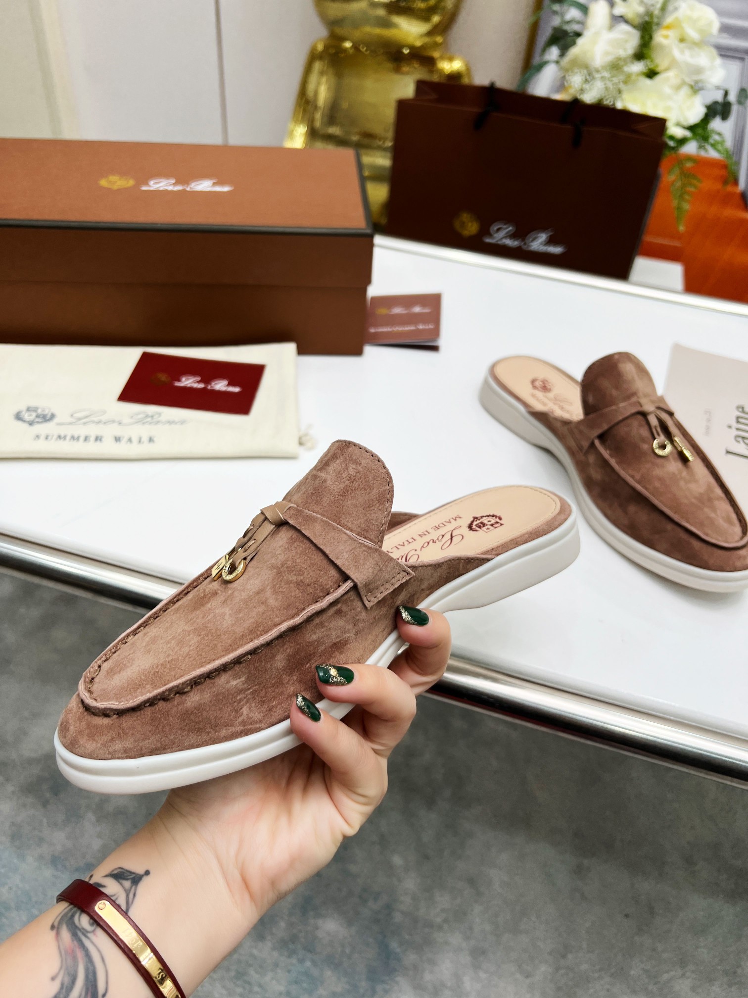. Loro Piana * nivel superior auténtico comprar réplica original 1:1 fue fundada en solitario el 24 
