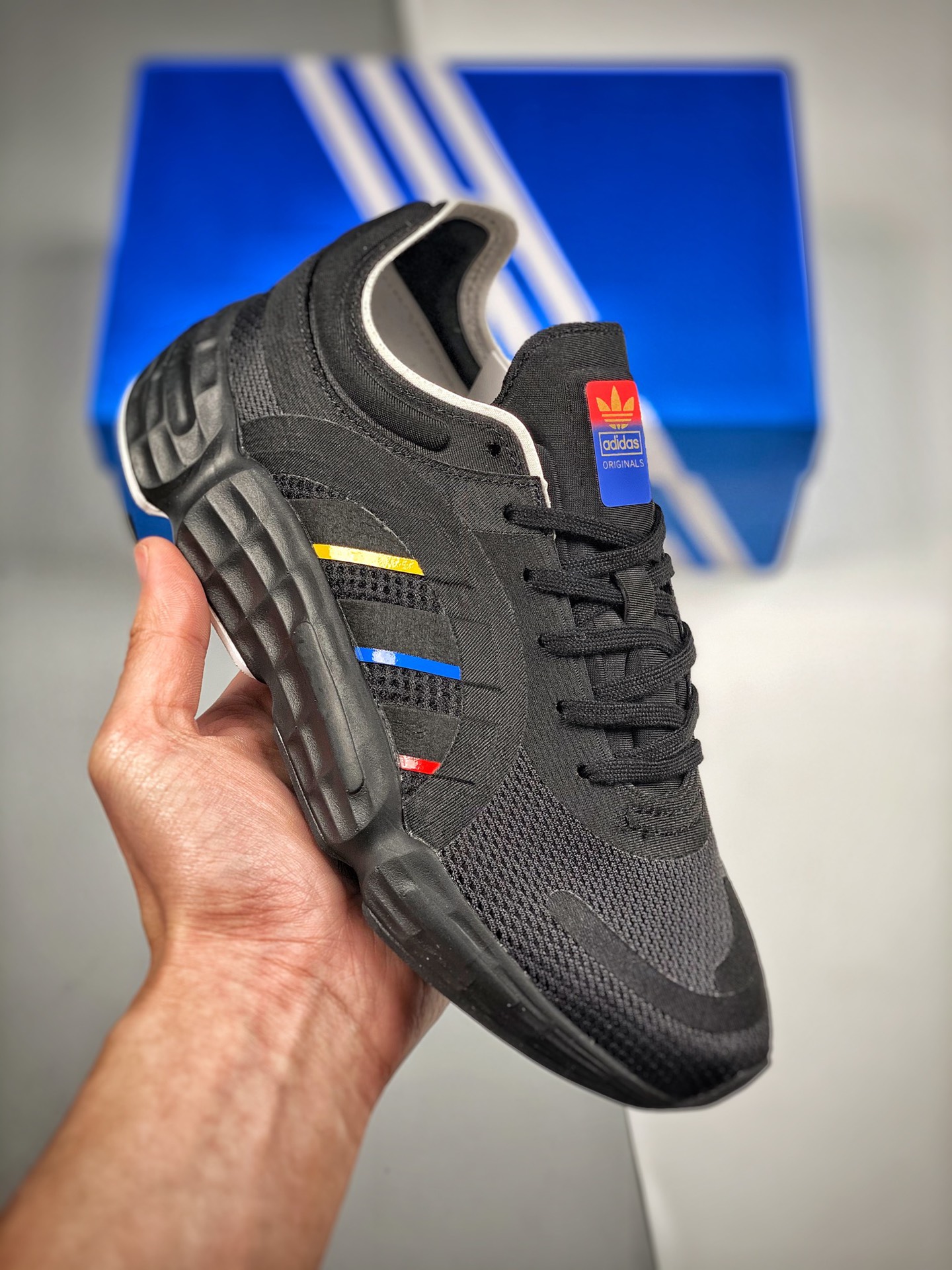 阿迪达斯/Adidas SONKEI 复古网面 官方同步上架👏 时尚百搭 舒适耐磨 休闲防滑运动跑步鞋 官方货号：FV1423 尺码：36 36.5 37.5 38 38.5 39 40 40.5 41 42 42.5 43 44 44…