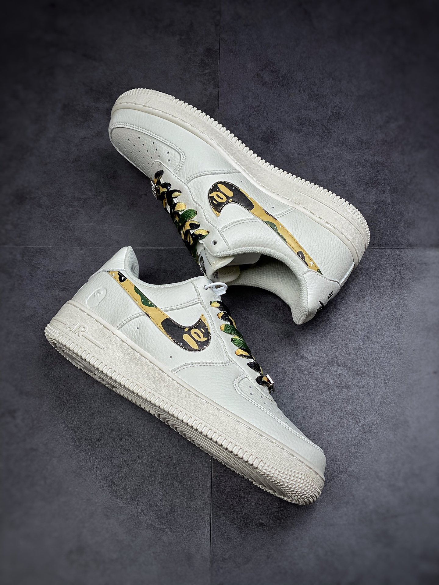 200 Bape x Nike Air Force 1 ’07 Low  ”迷彩配色” AA1365-118