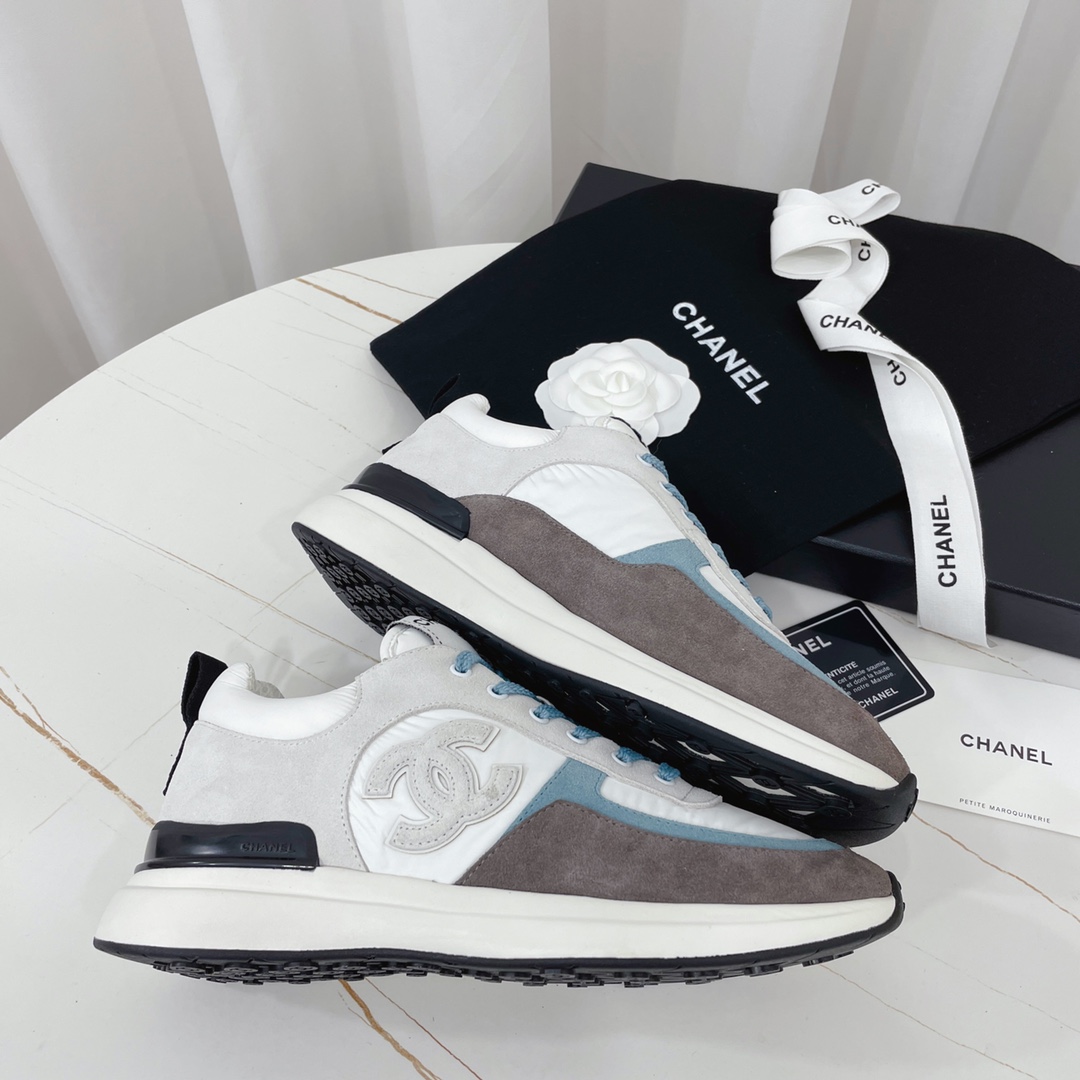 .Chanel2022 principios de la primavera nuevo color clásico a juego zapatos de onda / entrenadores es