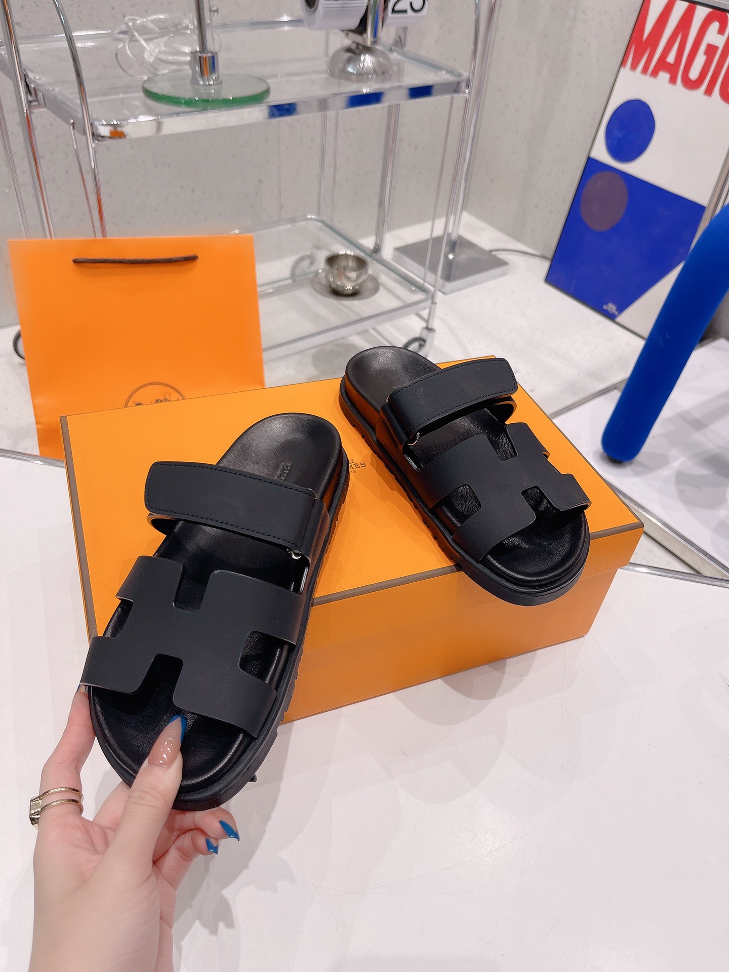 Hermès H家爱马士 2022春夏新款凉拖系列 一直都很火爆的二舅拖鞋- 凉鞋,随意各种搭配都很棒