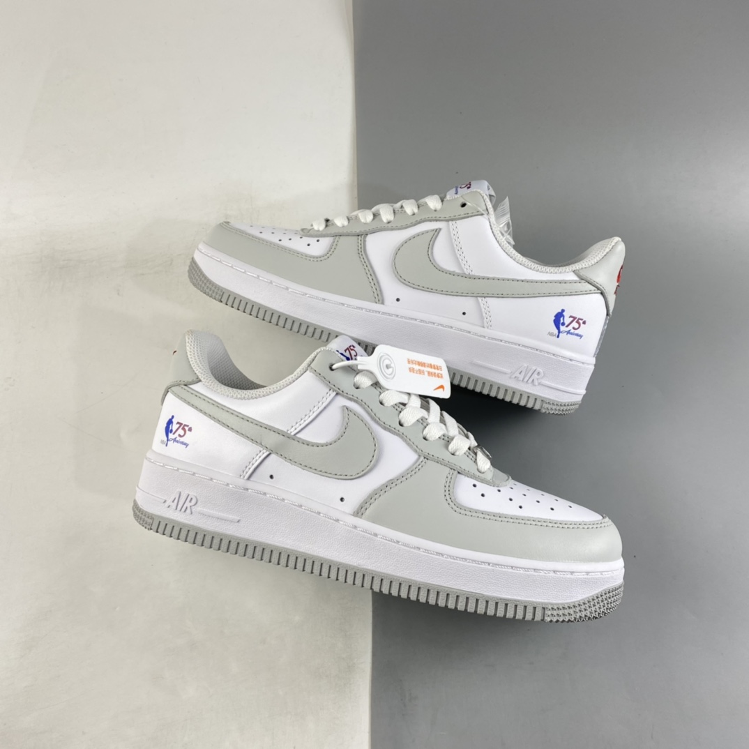 P240 NIKE Air Force 1’07 Low 灰白配色 空军一号低帮休闲板鞋 AA6902-201