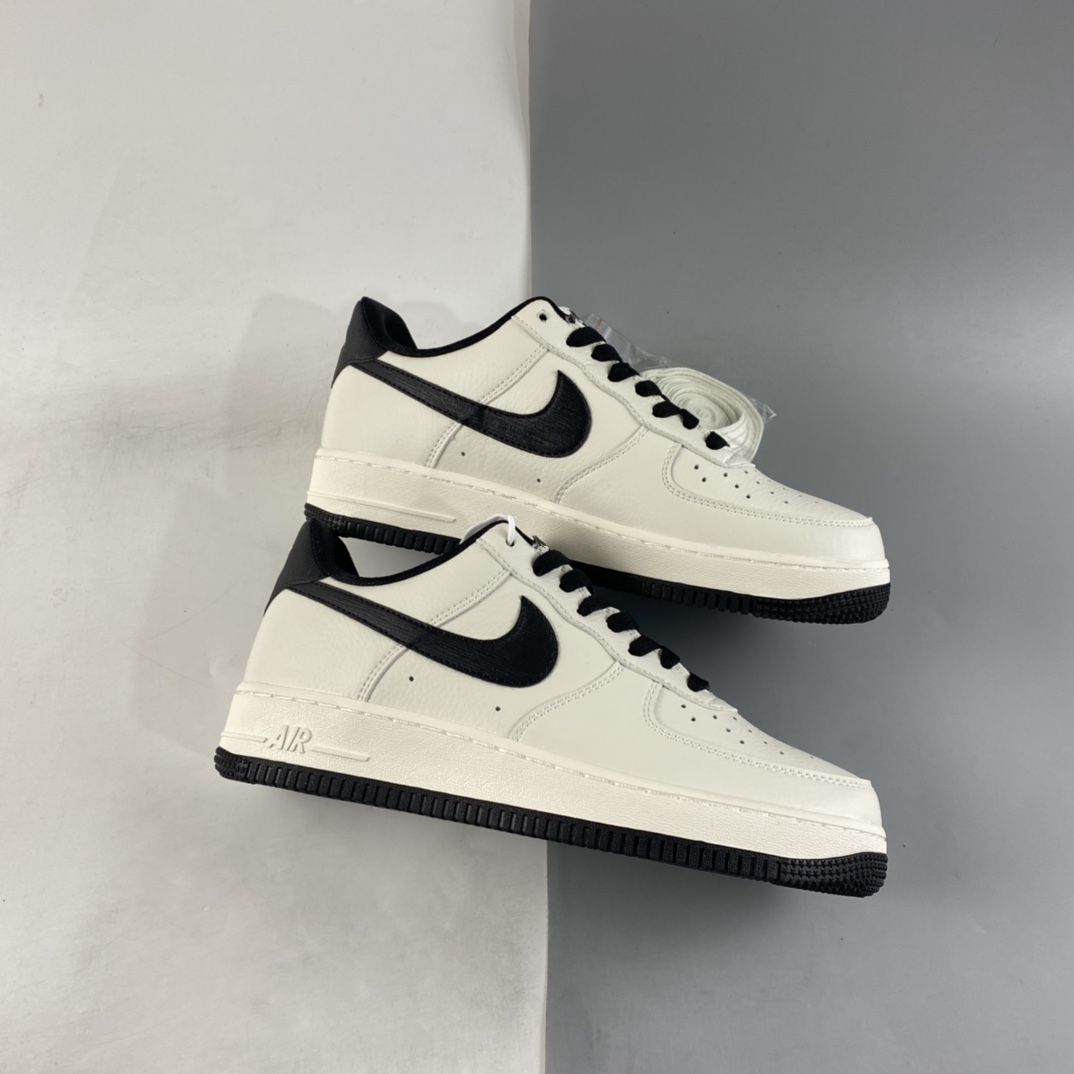 P240 NIKE Air Force 1’07 Low 米黑配色 空军一号低帮休闲板鞋 MK9636-125