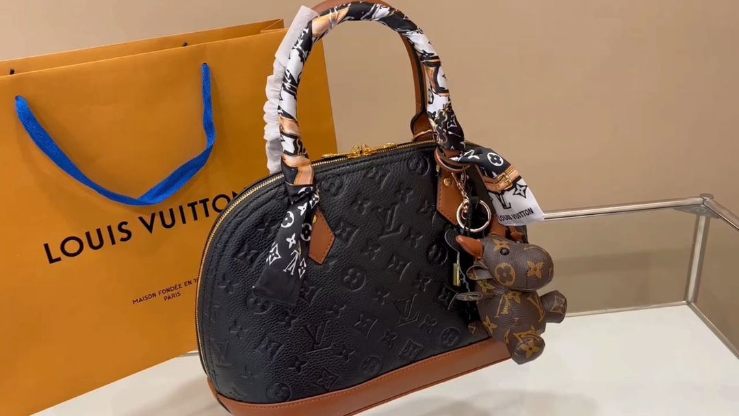 Yupoo Gucci Bags Watches Nike Clothing Jordan Yeezy Balenciaga Shoes
